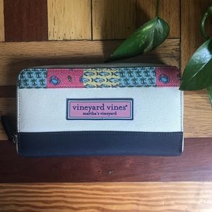 Vineyard Vines Wallet